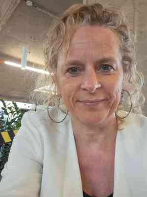 Advocaat Dewi Draulans.jpg