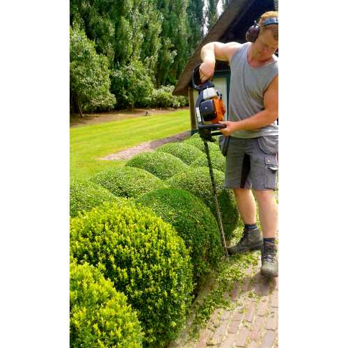 Claessens johan & steven tuinaanleg en machinale tuinwerken.jpg