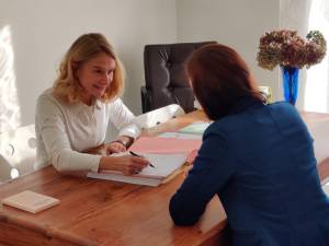 Evelyne Dhont | Advocaat-Bemiddelaar .jpg