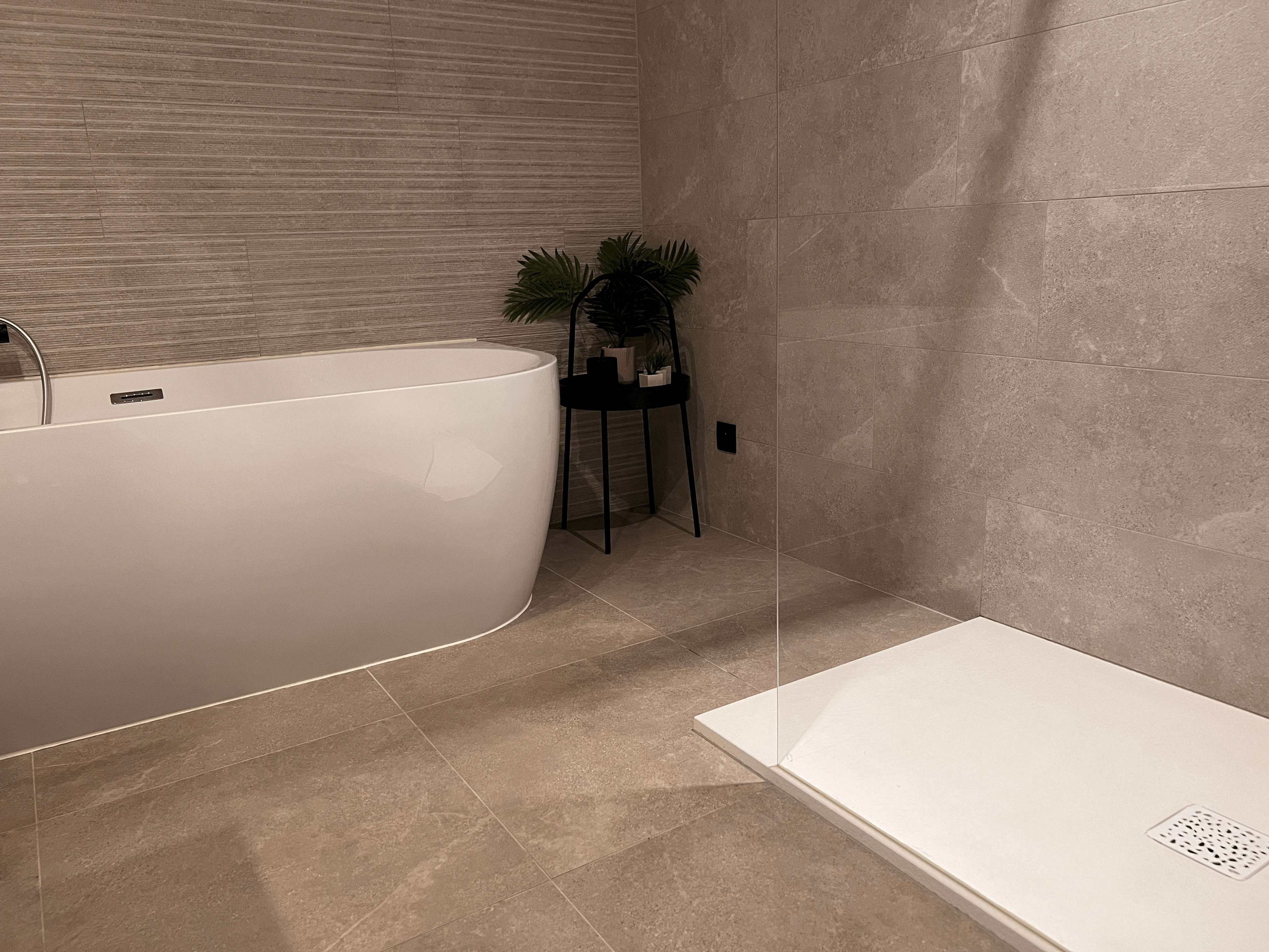 Edm Solutions BV (Warpy Projects).jpg