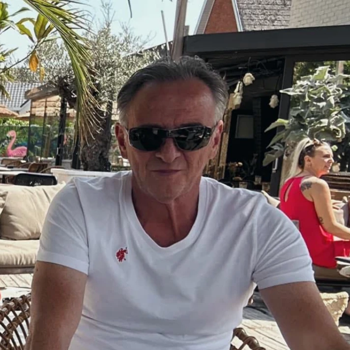 Andy Van der snickt .jpg