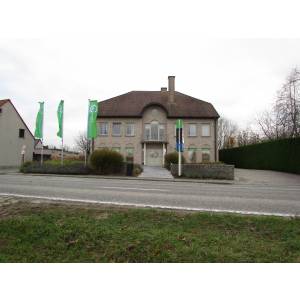 Record Bank - Van Vlaenderen Zakenkantoor (Groep Van Vlaenderen - Kantoor Oosterzele).jpg