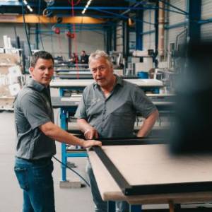 HR flying windows and doors (HR Vliegenramen).jpg