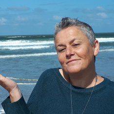 Veerle Peeters - HypnoBirthing & Doula.jpg