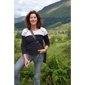 HSP coach - Voetreflexologie - Life Coach - Reiki Nancy De Mits.jpg