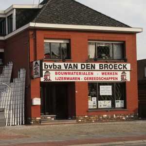 Bouw van den Broeck.jpg