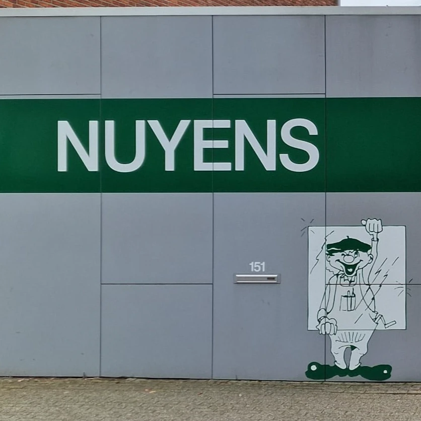 Nuyens Glashandel.jpg